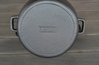 10 Inch Cauldron/Reversible lid